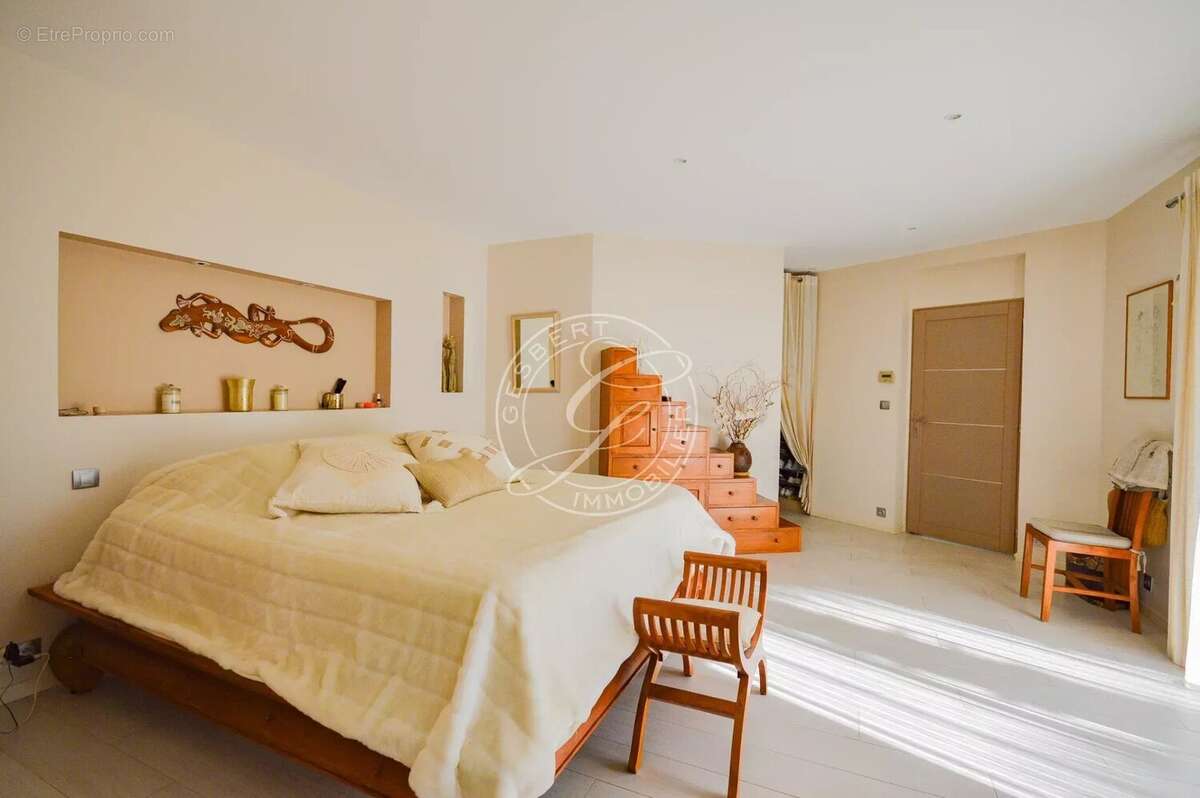 Maison à DRAGUIGNAN