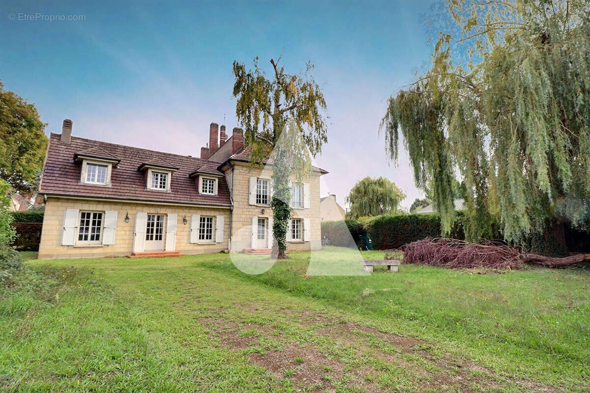 Maison à SAINT-OUEN-L&#039;AUMONE