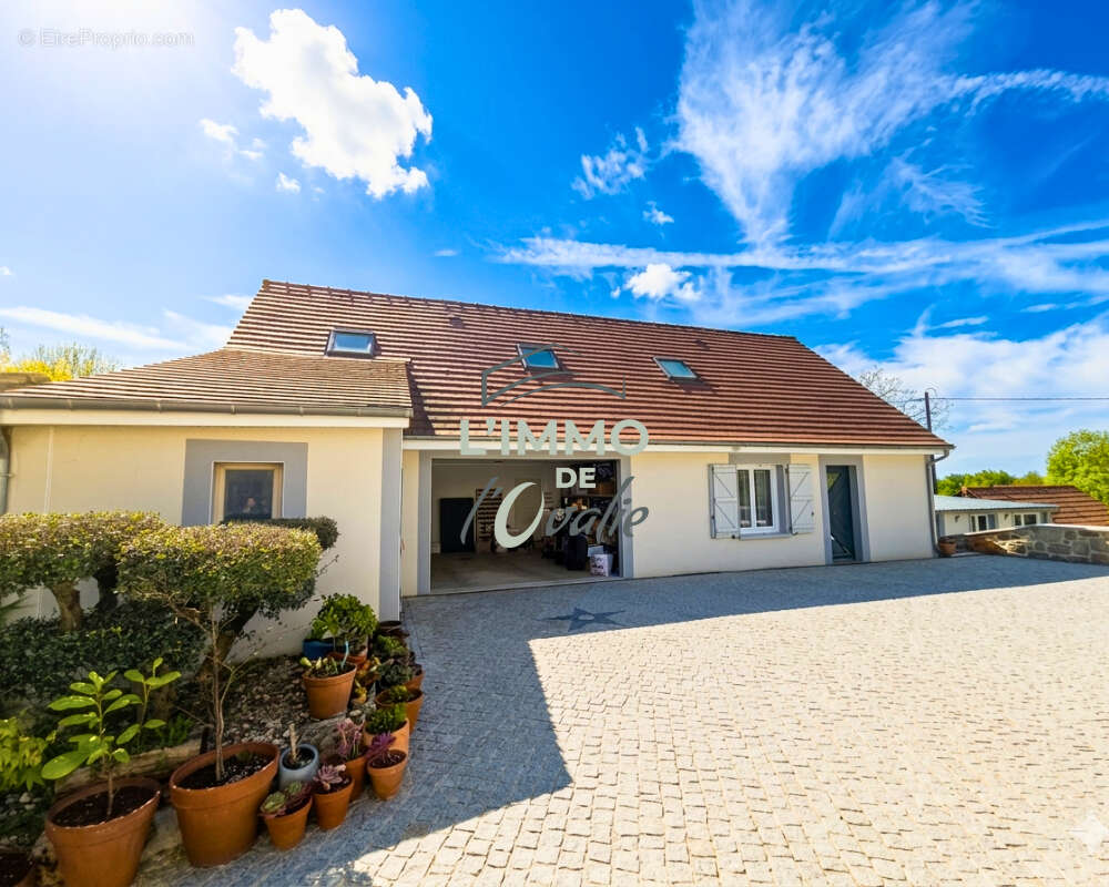 Maison à ALTILLAC