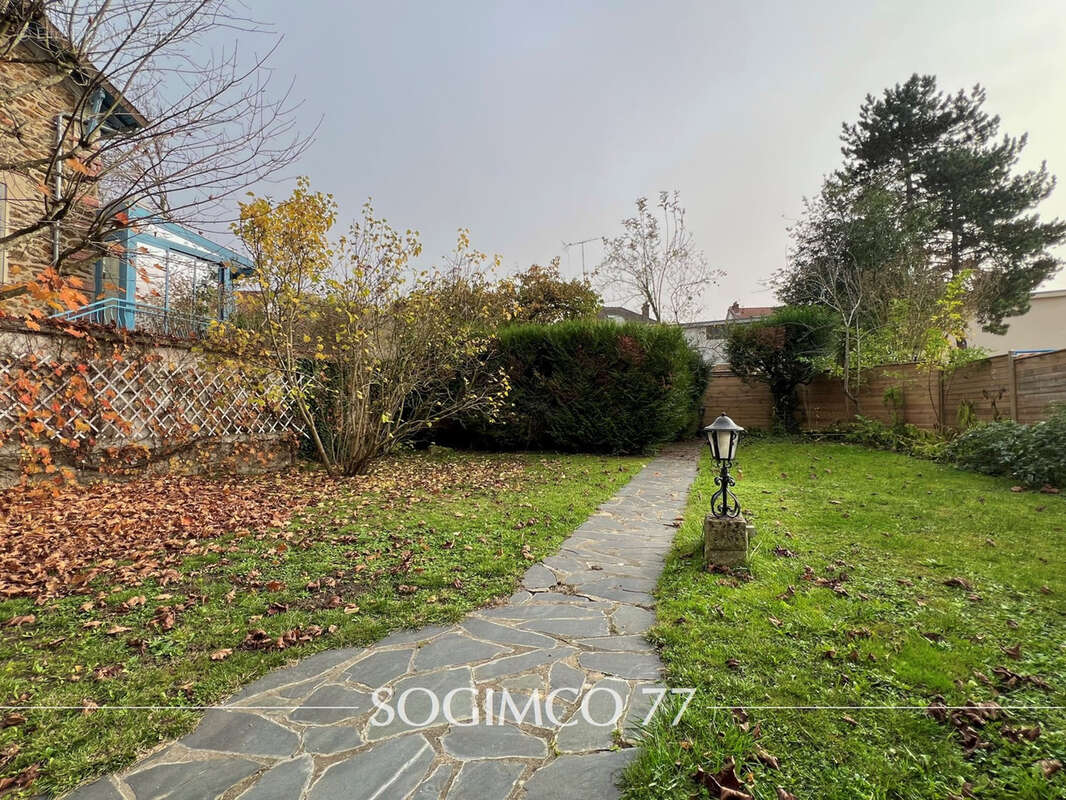 Maison à LAGNY-SUR-MARNE