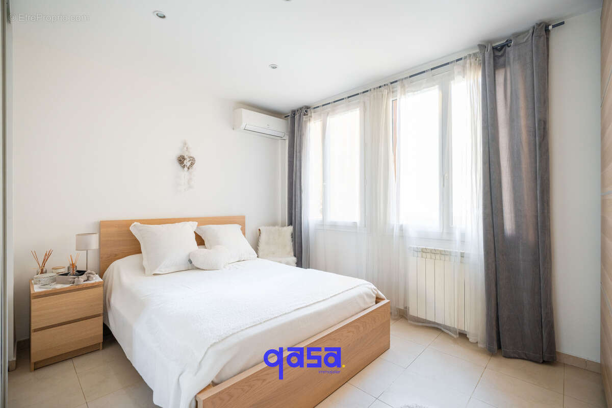 Appartement à MARSEILLE-7E