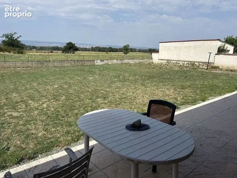 Maison 100 m² à Montrond-Les-Bains  - photo 3