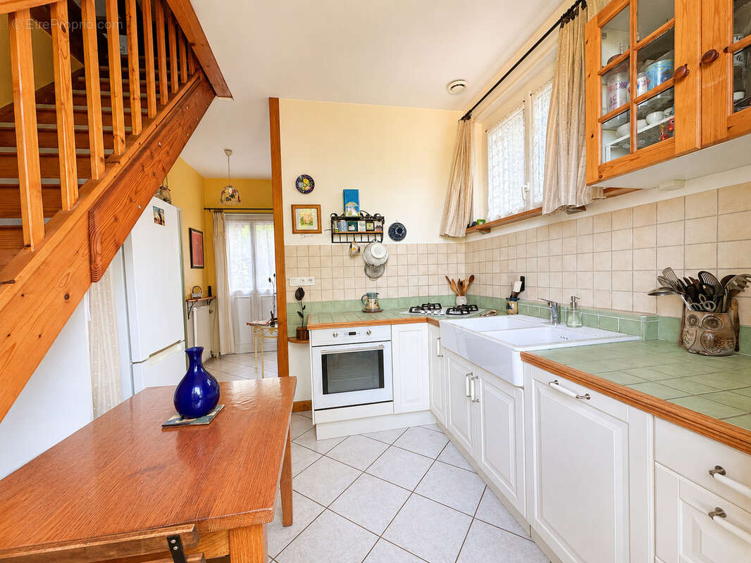 Maison de charme située Montée Saint-Marcel à Vienne - photo 5