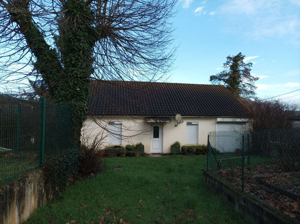 Maison à MONSEMPRON-LIBOS