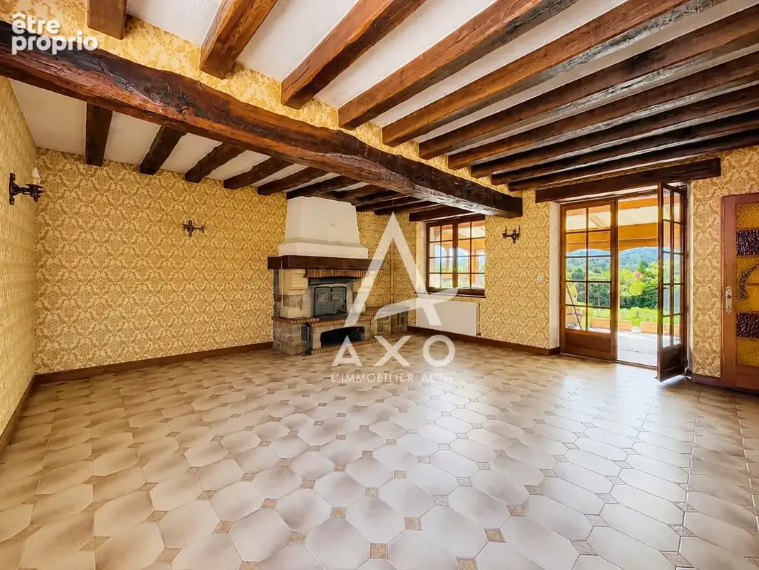 Maison familiale avec garage et dépendance - photo 4
