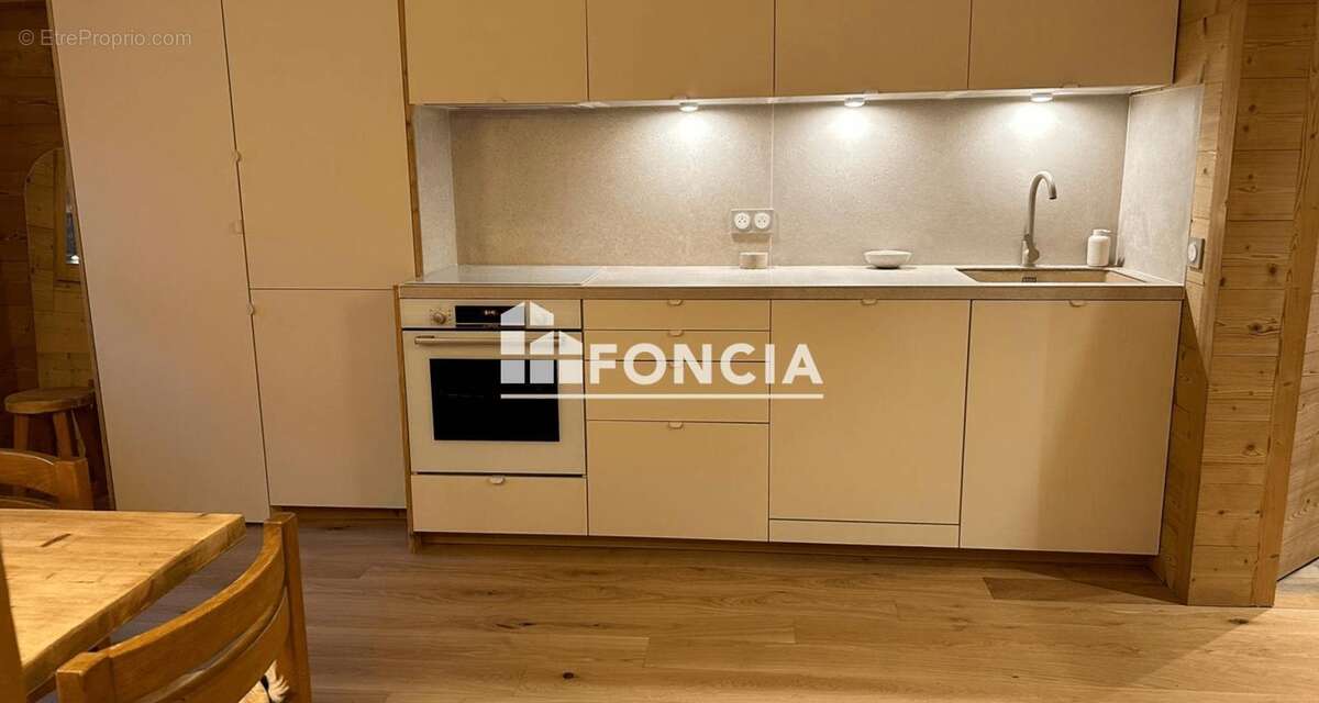 Appartement à LES ALLUES