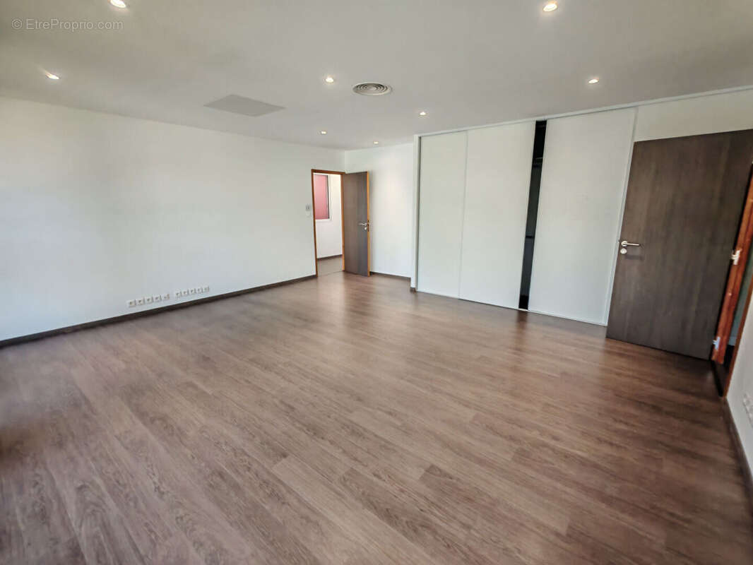 Commerce à LA CIOTAT