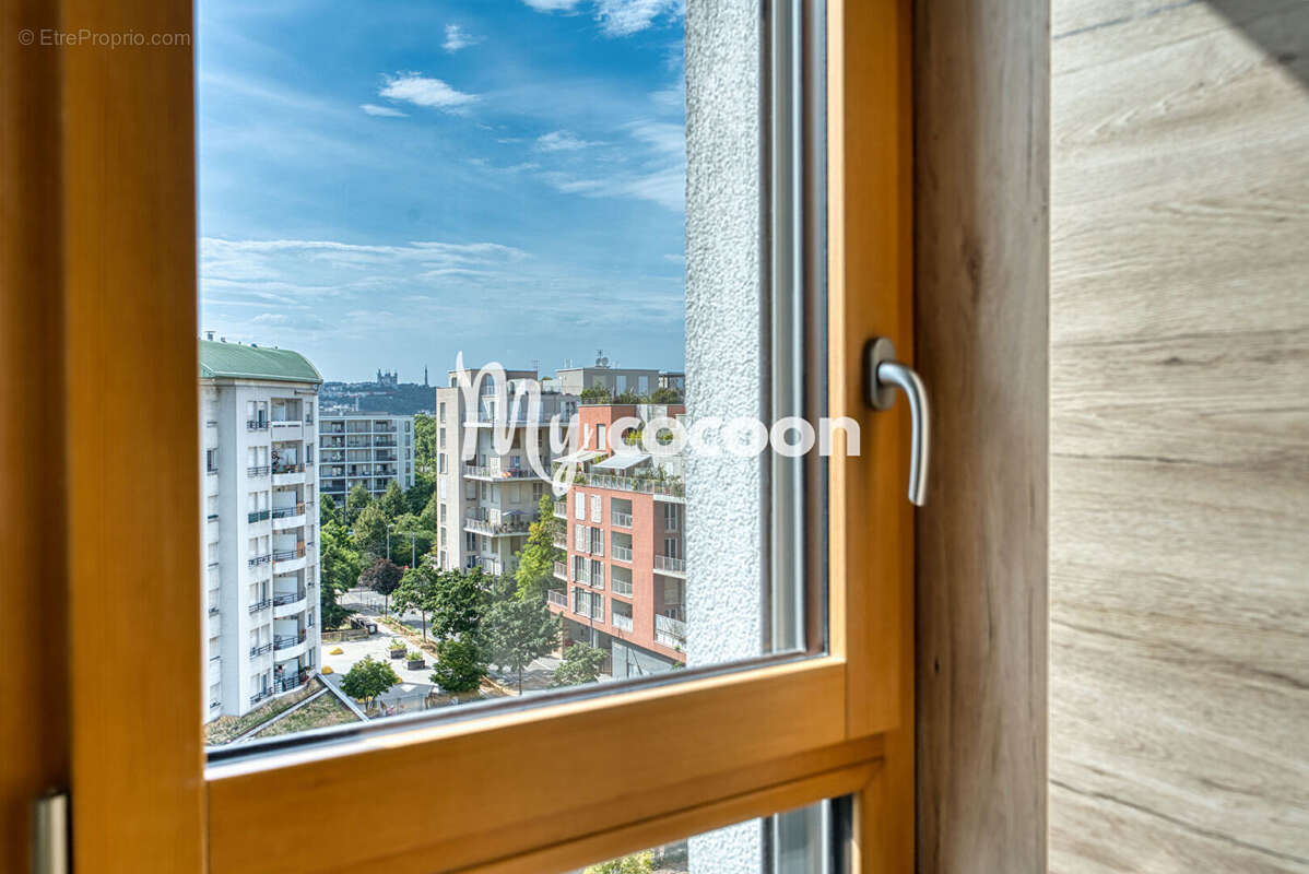 Appartement à LYON-8E