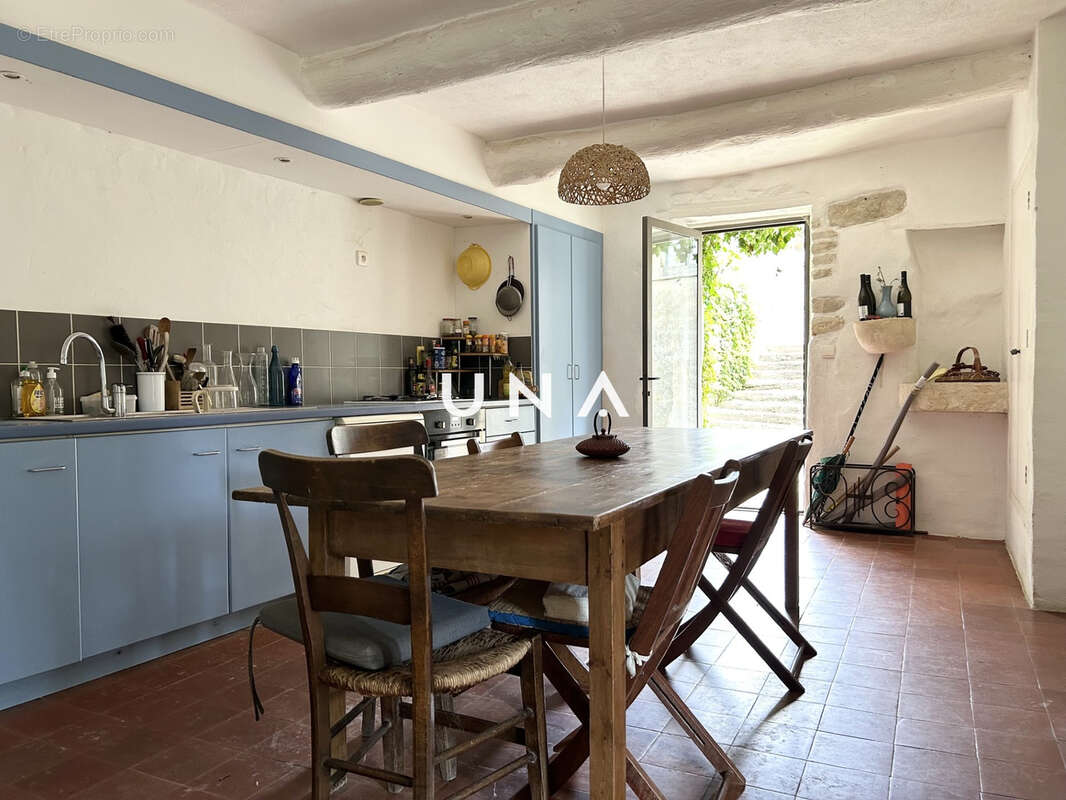 Maison à SABRAN