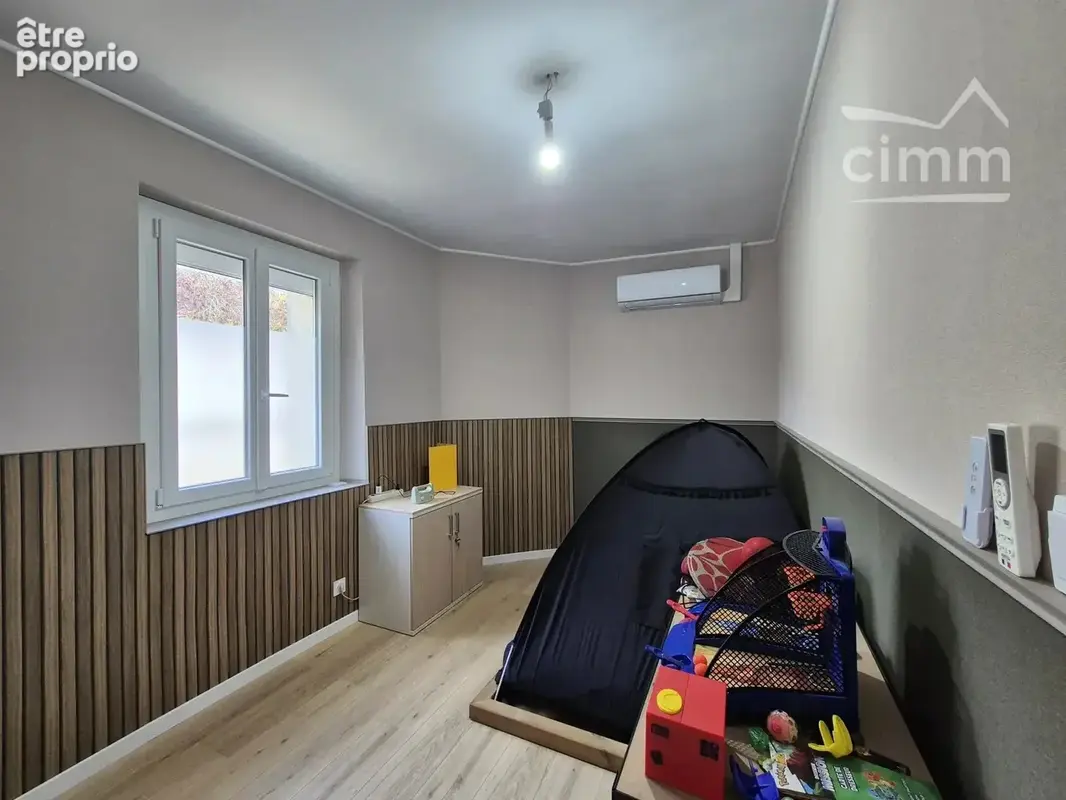 Ensemble immobilier de caractère avec dépendances – Villebarou (41000) - photo 6