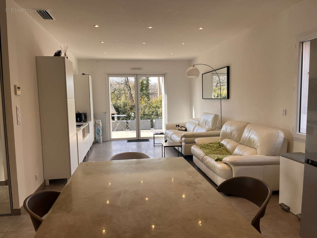 Maison à SAINT-VALLIER-DE-THIEY