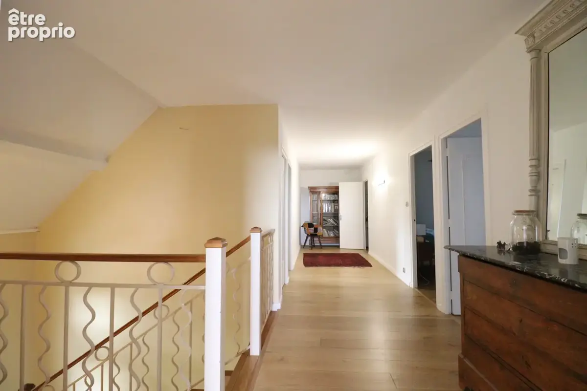 MAISON INDIVIDUELLE 250m2 sur Terrain arboré 1300m2 - photo 5