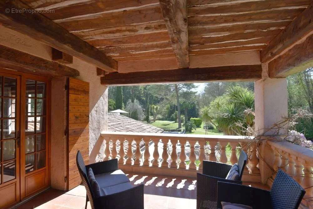 Maison à CALLIAN