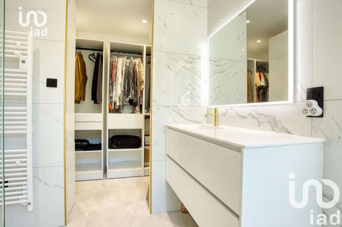 Photo 8 - Maison à ROQUEBRUNE-SUR-ARGENS