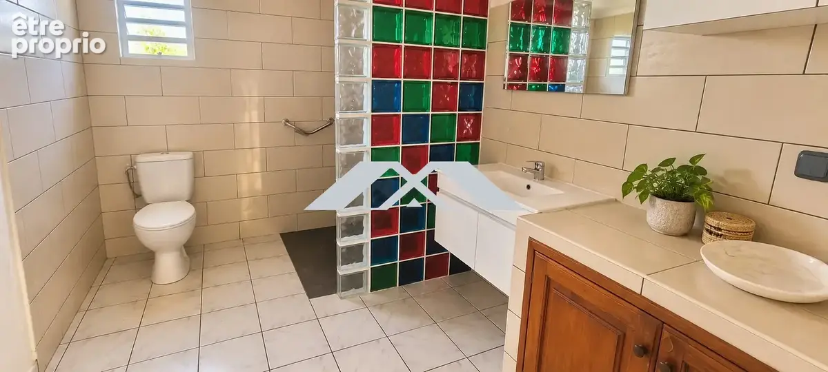 Maison 5 pièces 127 m² à vendre à Saint-Louis (97421) - photo 4