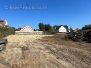 Terrain à VILLIERS-SUR-ORGE