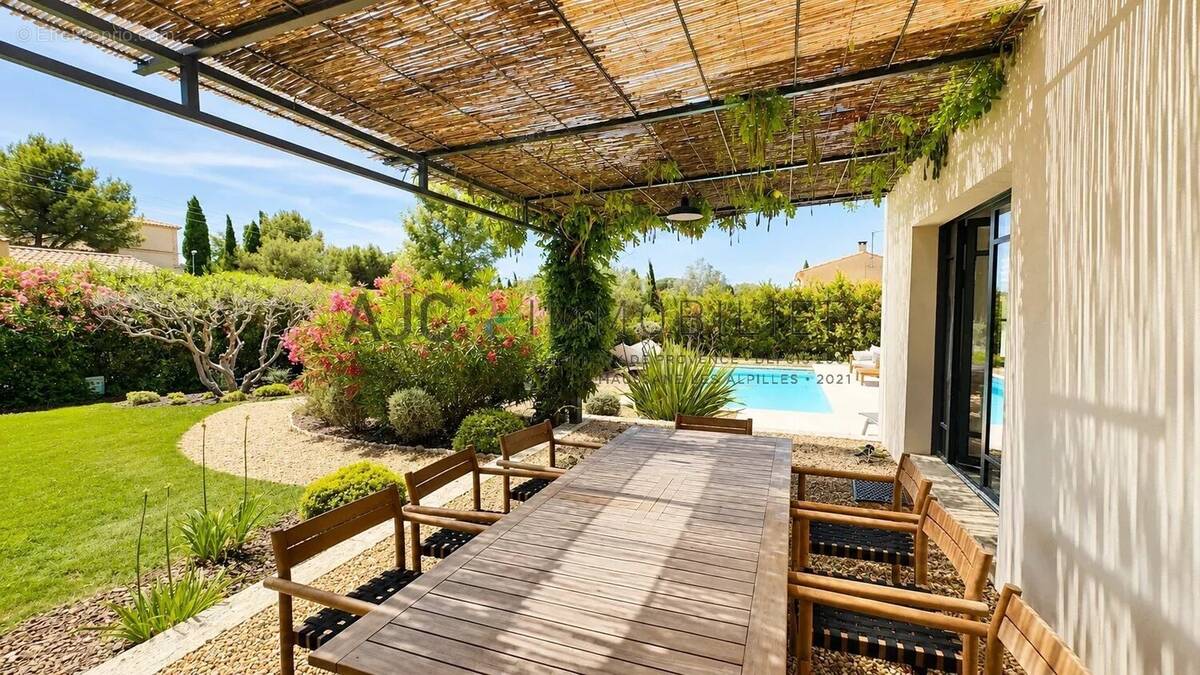 Saint-Rémy-de-Provence – Maison lumineuse de 4 chambres avec piscine proche centre - photo 2