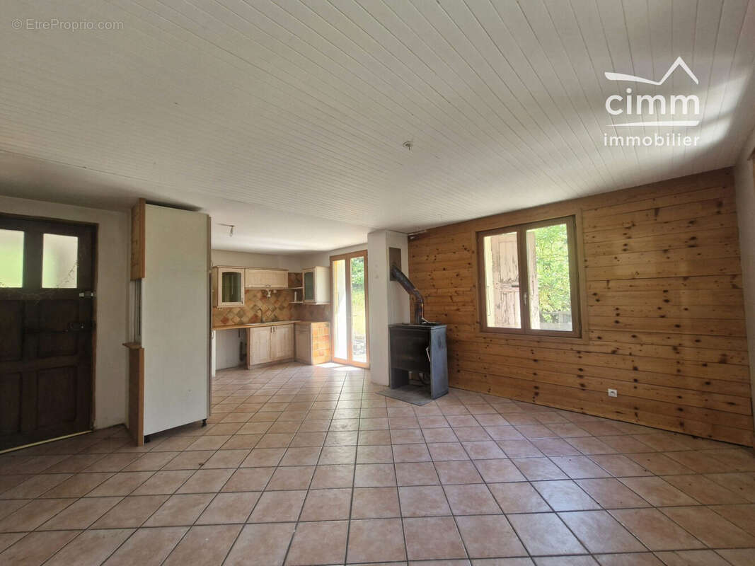 Maison 138 m² à La Chapelle-En-Vercors  - photo 2