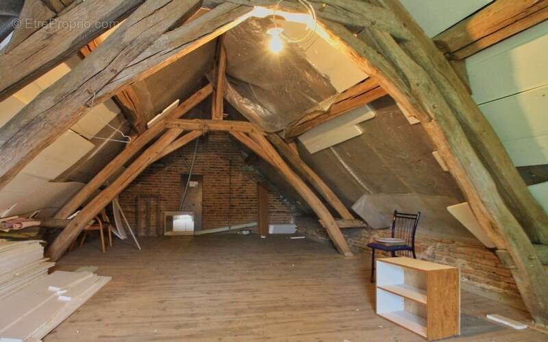 Maison de village, proche des commodités - photo 6