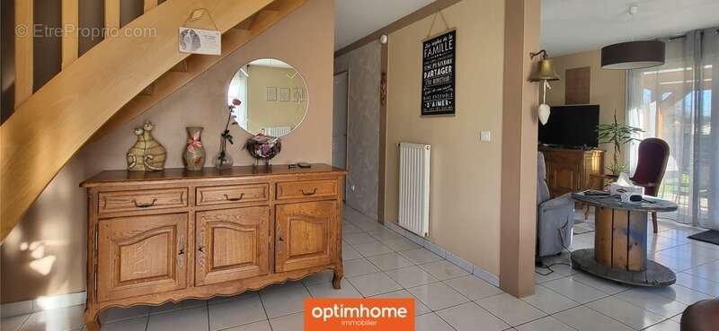 Thaon les Vosges maison familiale 5 chambres  Terrain de 700m² - photo 5