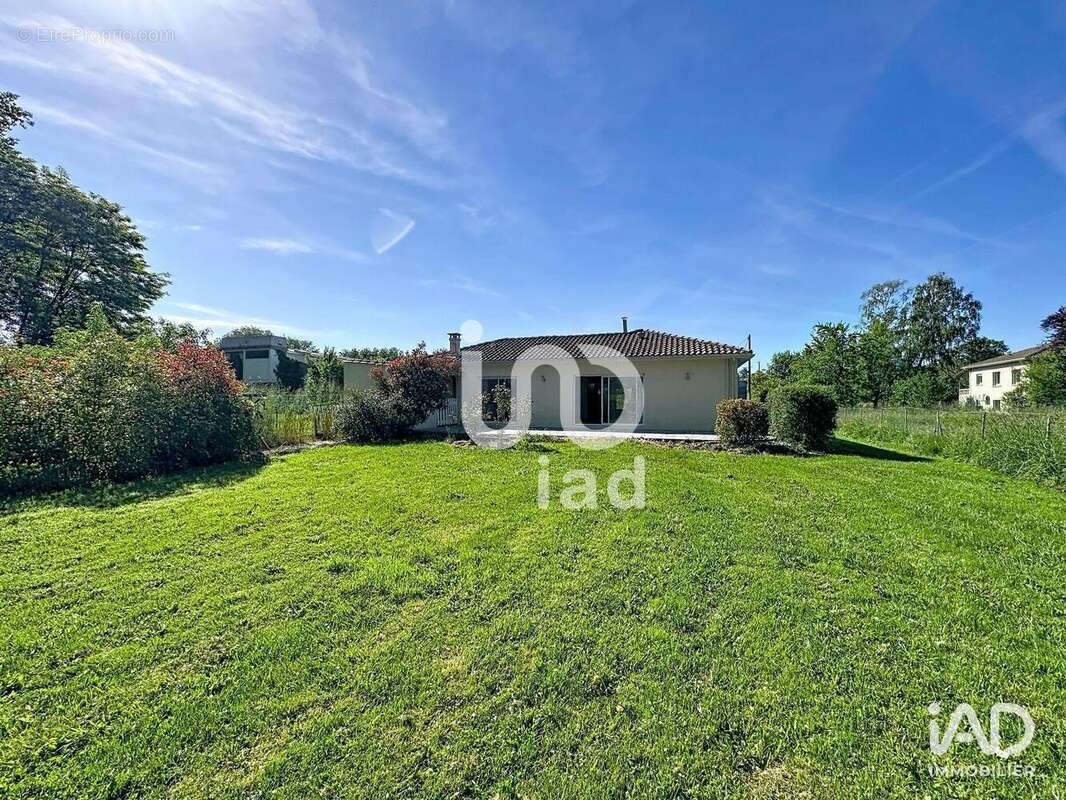 Photo 2 - Maison à TOUVRE
