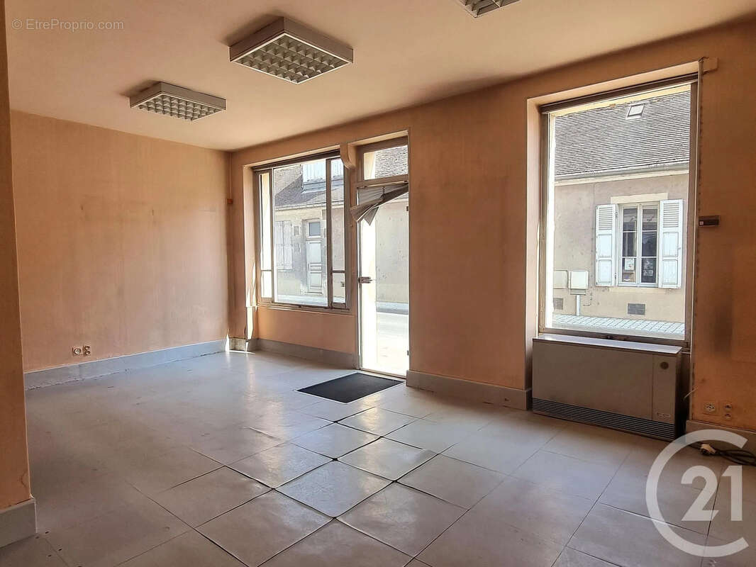 Maison 103 m² à Saint-Satur  - photo 2