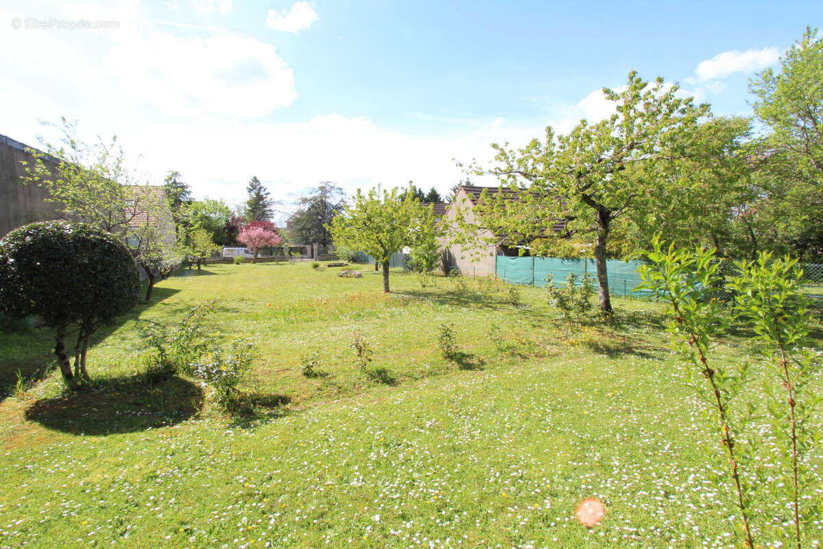 Maison à LA CHARITE-SUR-LOIRE