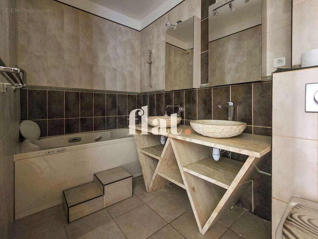Appartement à SAINT-SEBASTIEN-SUR-LOIRE