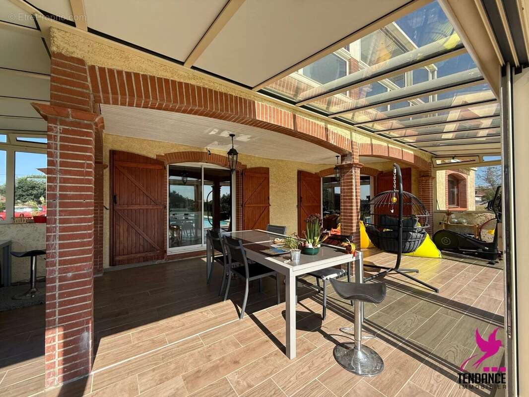 Maison à CORNEBARRIEU