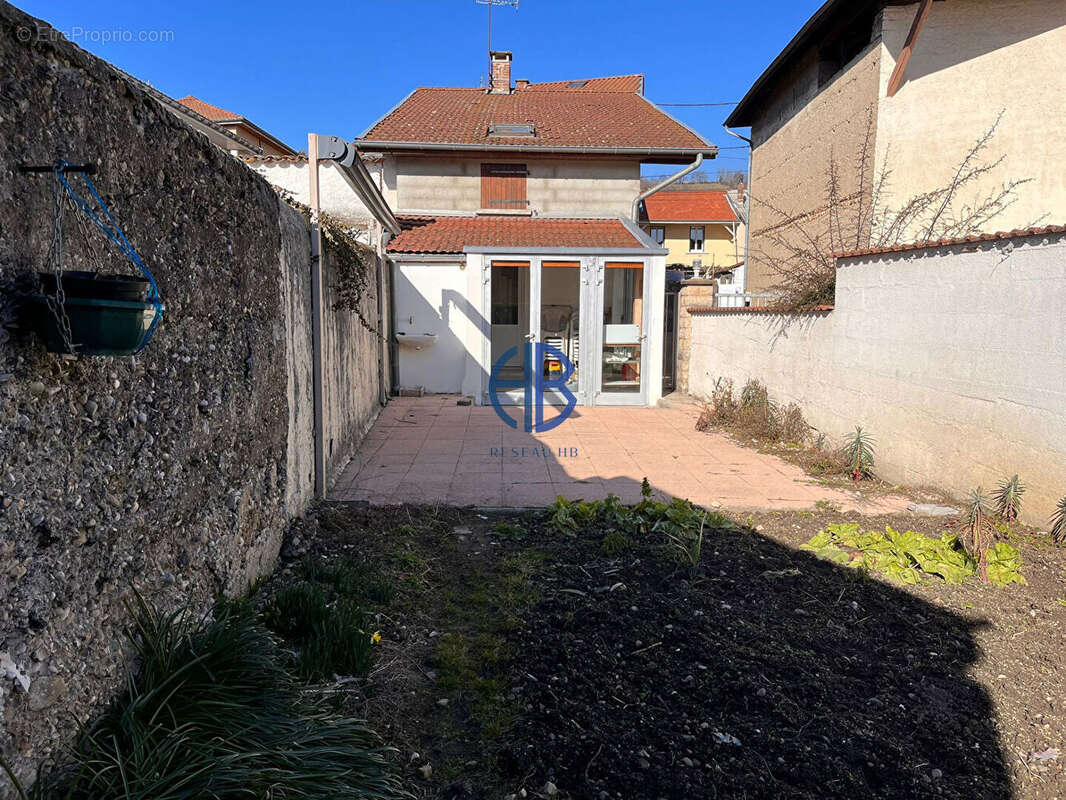 Maison à LA COTE-SAINT-ANDRE