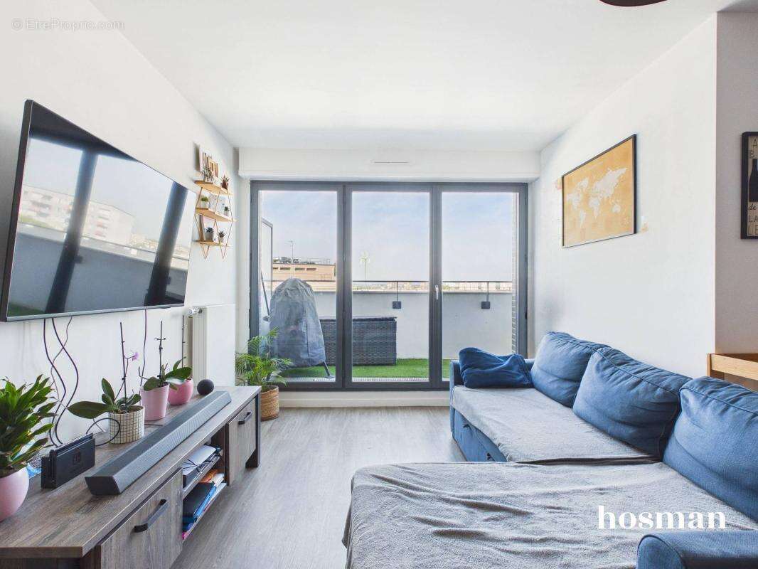 Appartement à NANTERRE