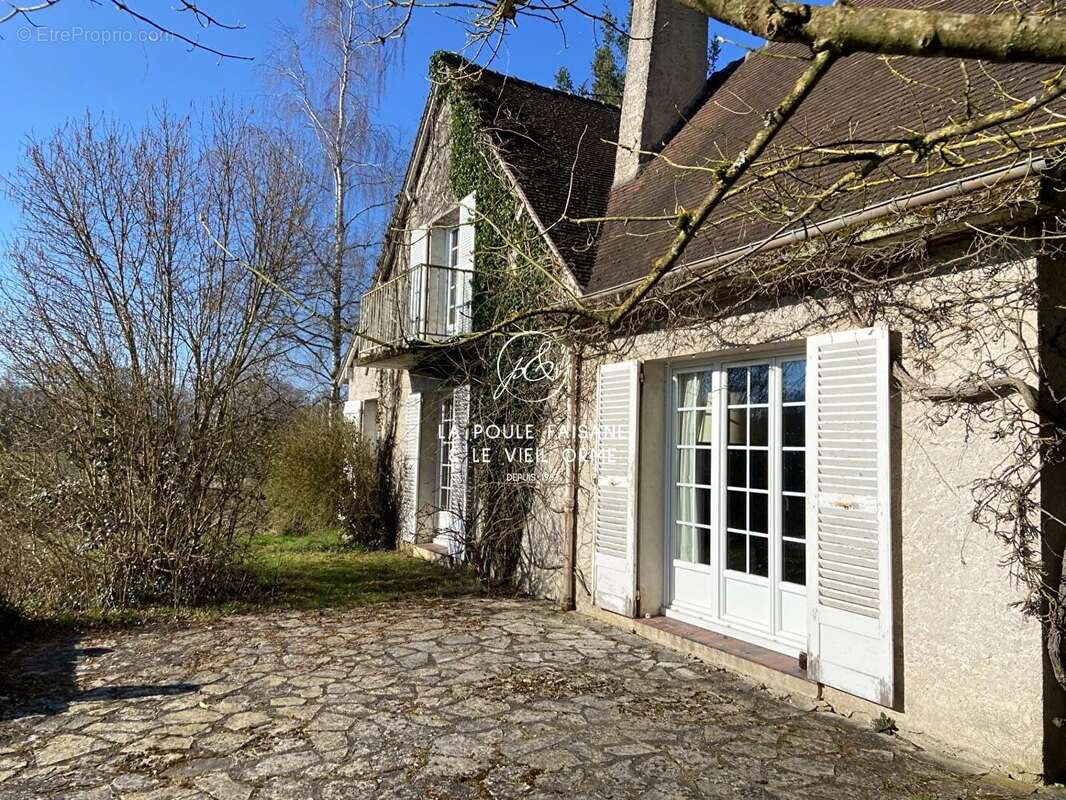 Maison à LE PERRAY-EN-YVELINES