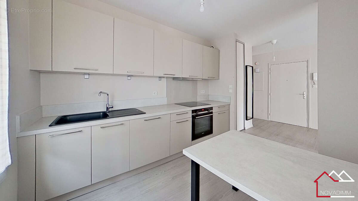 Appartement 71 m² à Nancy  - photo 4