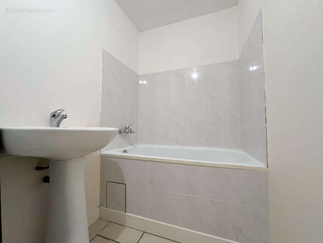 Maison Ecueille 7 pièce(s) 137 m2 - photo 18