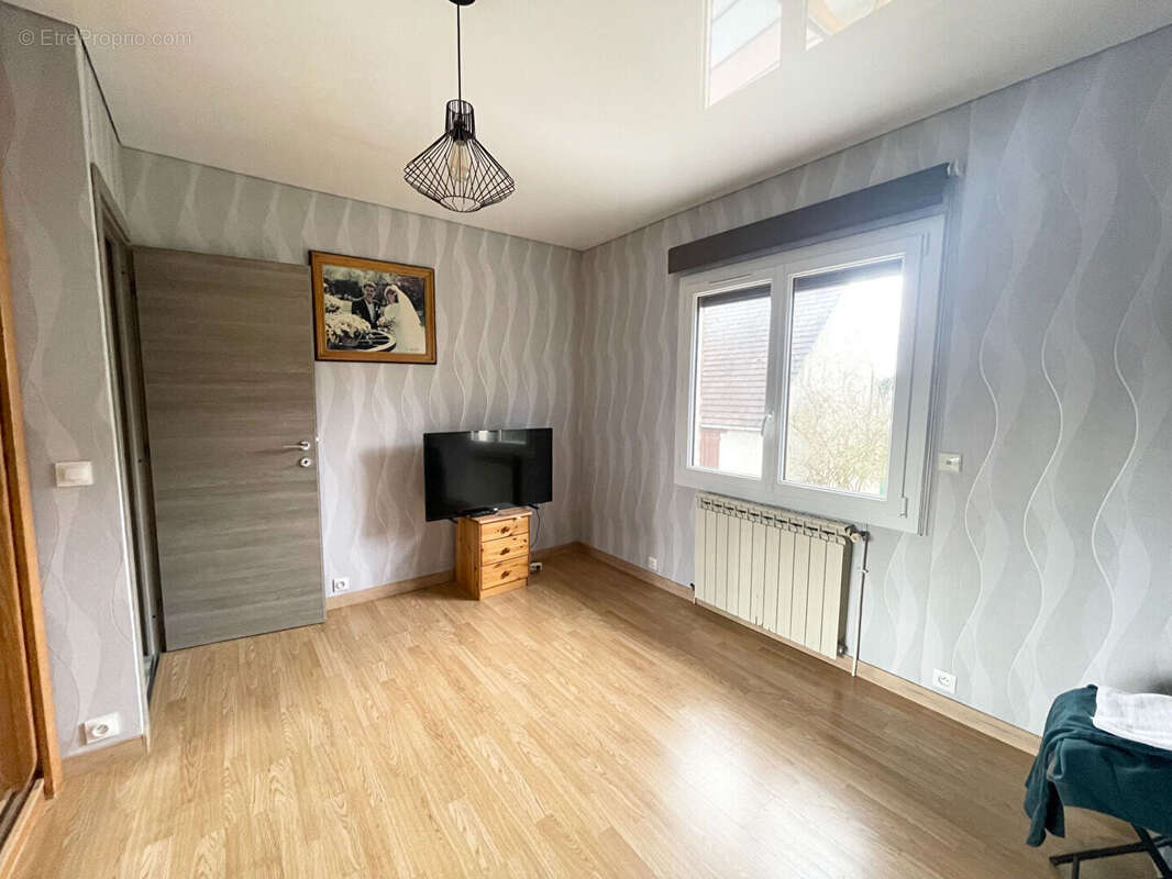 Maison à SARTROUVILLE