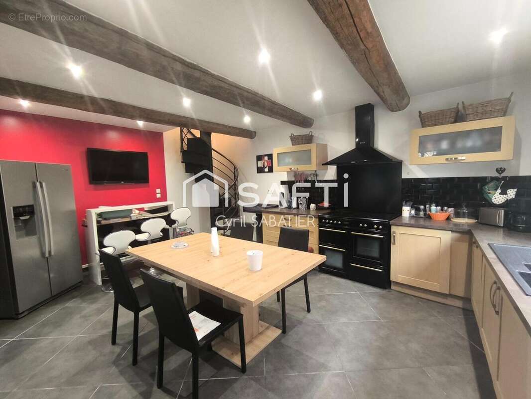 Photo 2 - Maison à LESPIGNAN