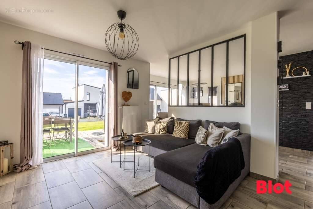 Maison à SAINT-AUBIN-DU-CORMIER