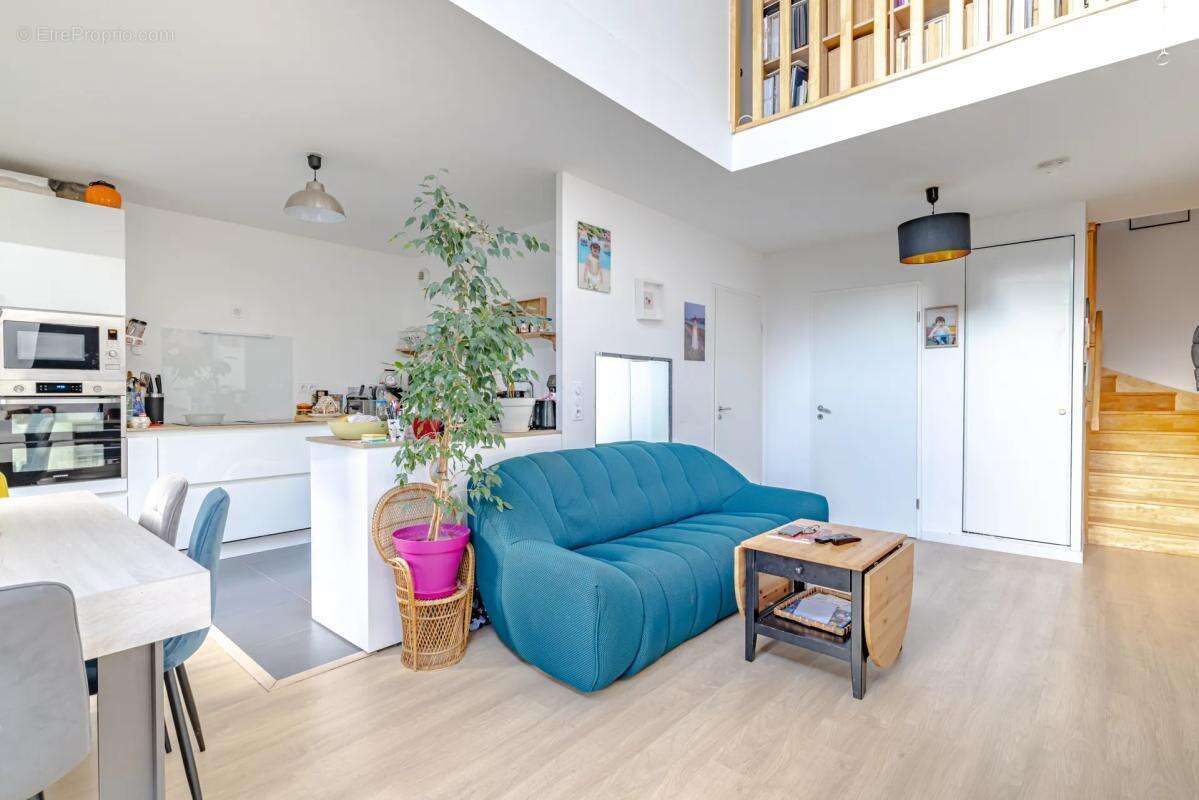 Appartement à COLOMBES