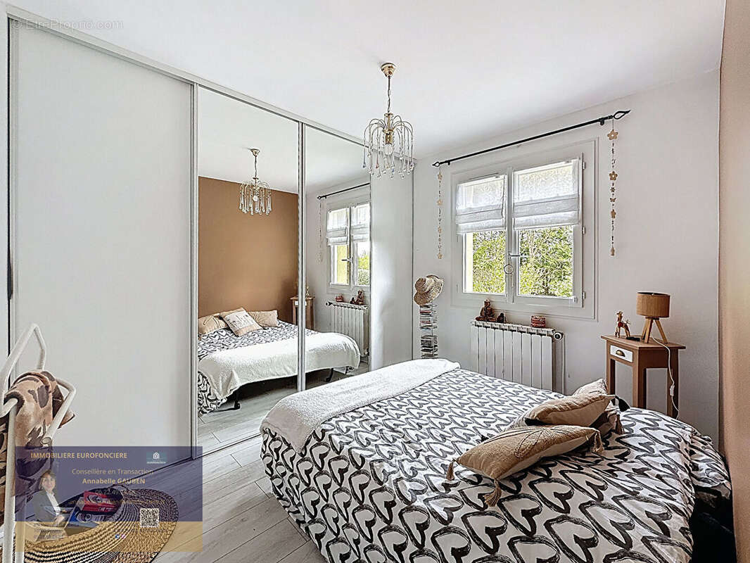 Maison à SAINT-PARRES-AUX-TERTRES