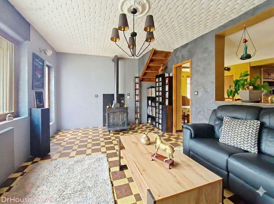 Maison à CREVECOEUR-EN-AUGE