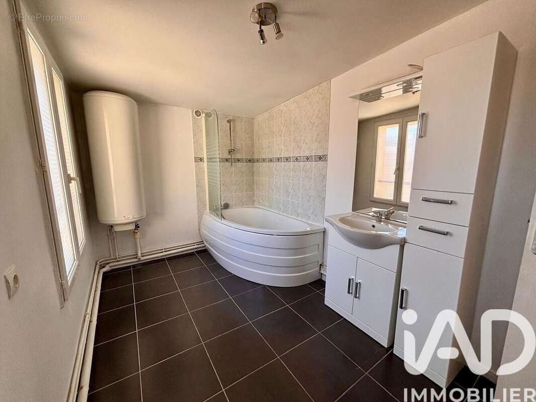 Photo 6 - Appartement à NOGENT-L'ARTAUD