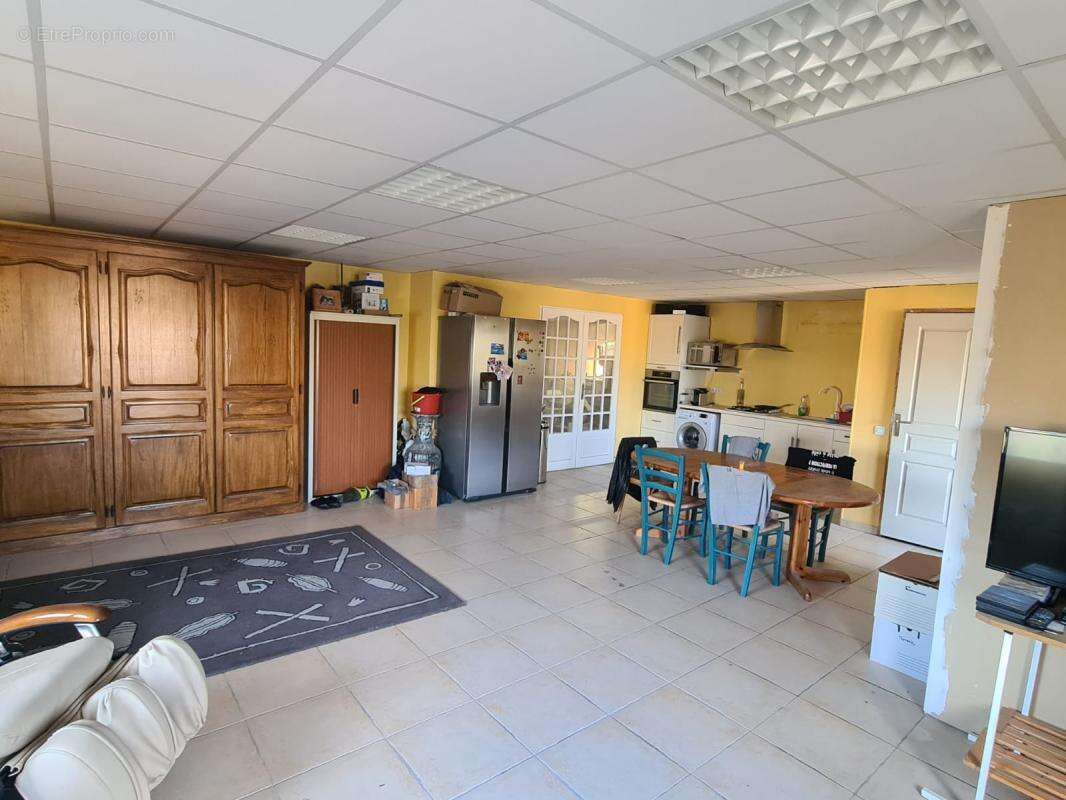 Locaux/Biens immobiliers - photo 12