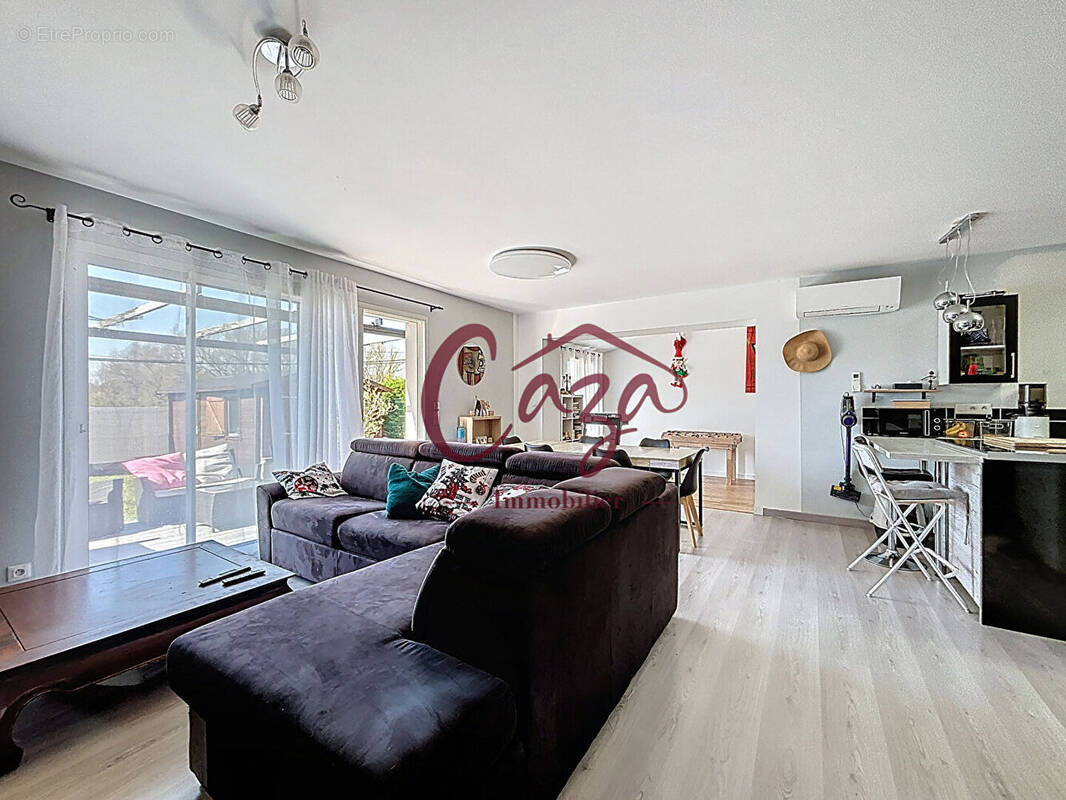 Maison à CAMBLANES-ET-MEYNAC