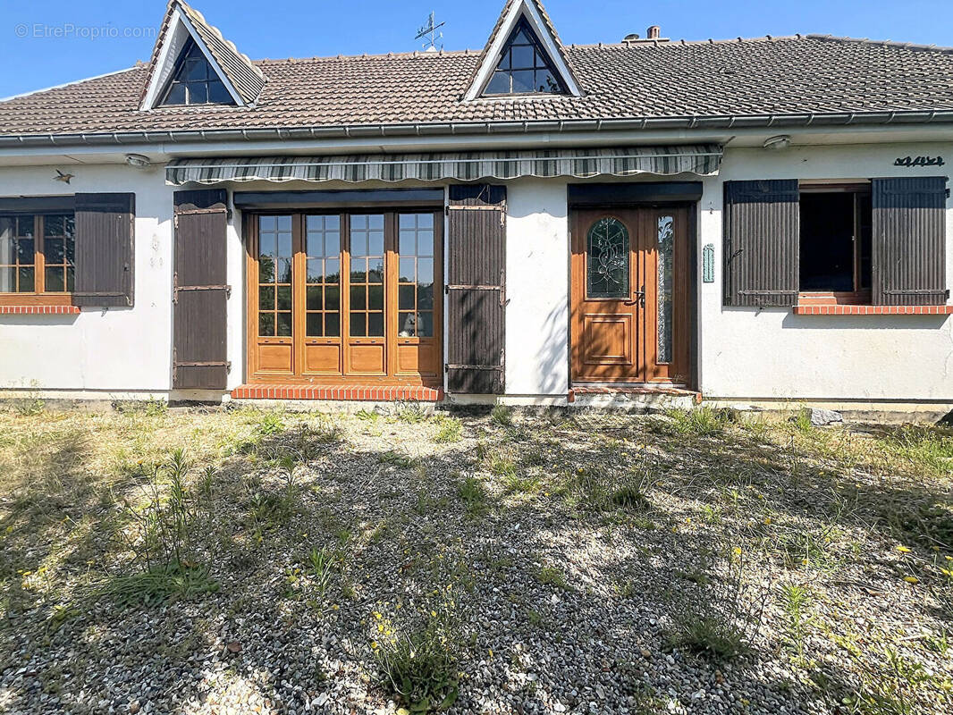 Maison à BOURG-ACHARD