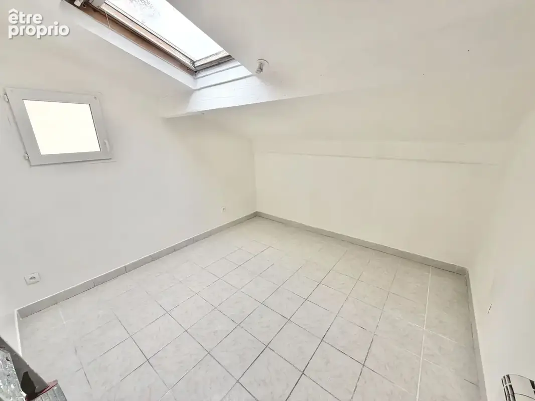 Appartement 3 pièces 27 m² à vendre à Gagny (93220) - photo 4