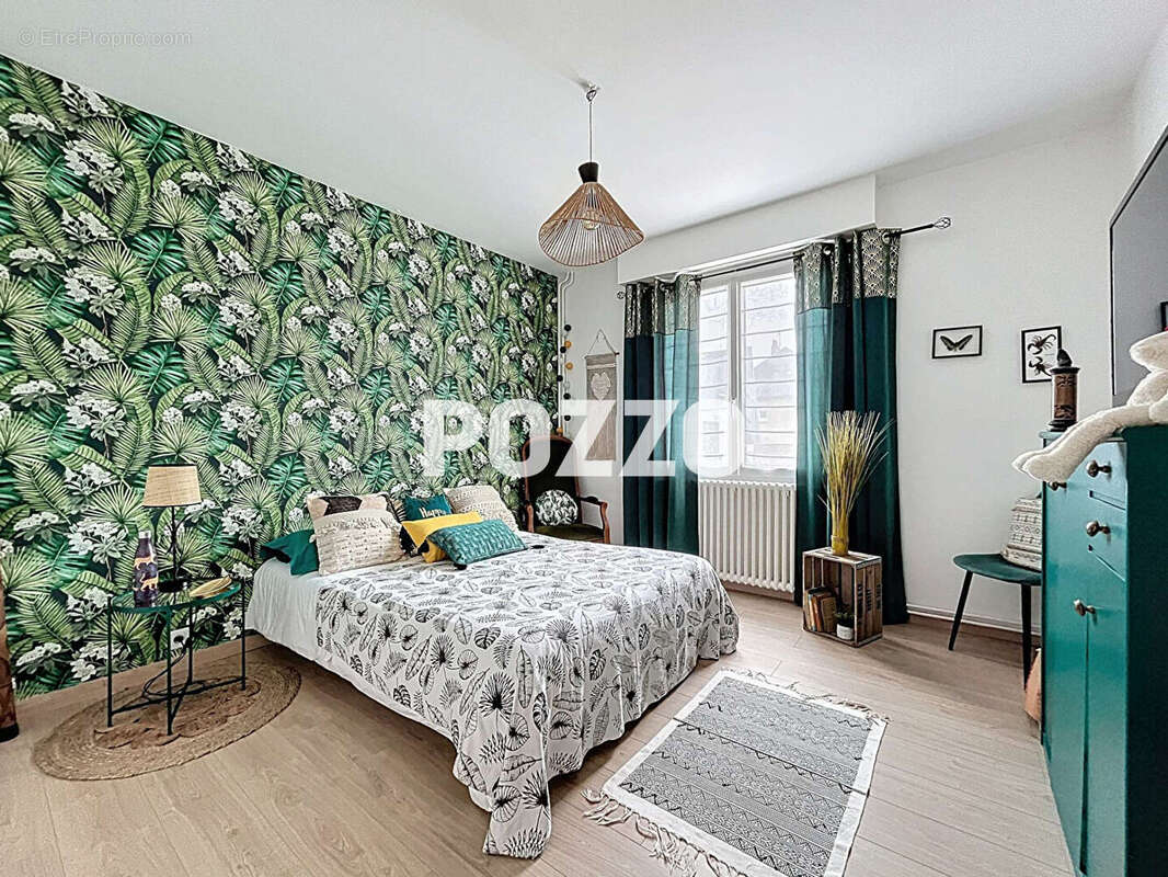 Maison à DONVILLE-LES-BAINS