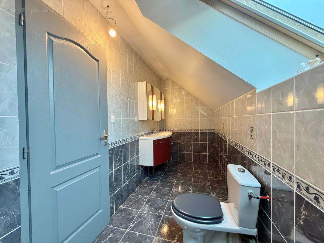 Maison à LONGECOURT-EN-PLAINE