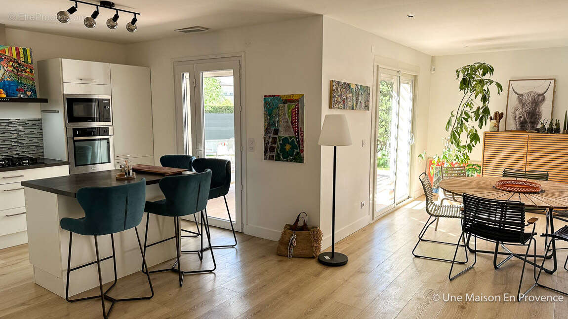 Maison à LES ANGLES