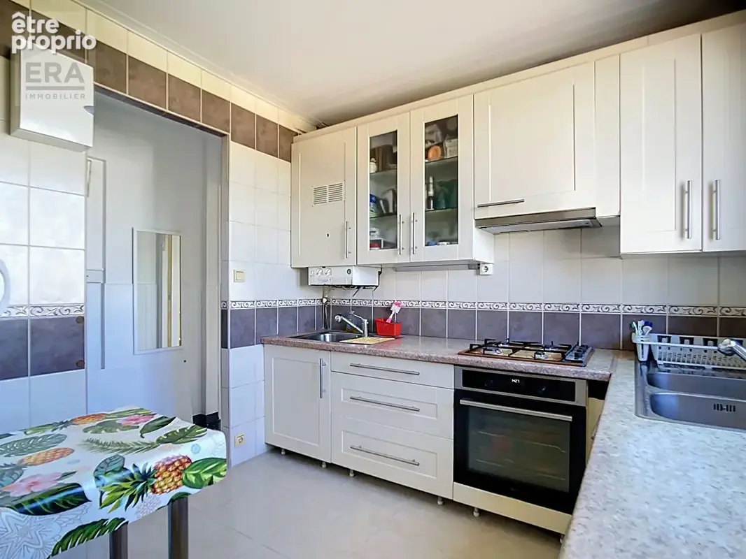 Appartement 4 pièces à vendre à Marseille - Saint-Tronc avec vue dégagée - photo 9