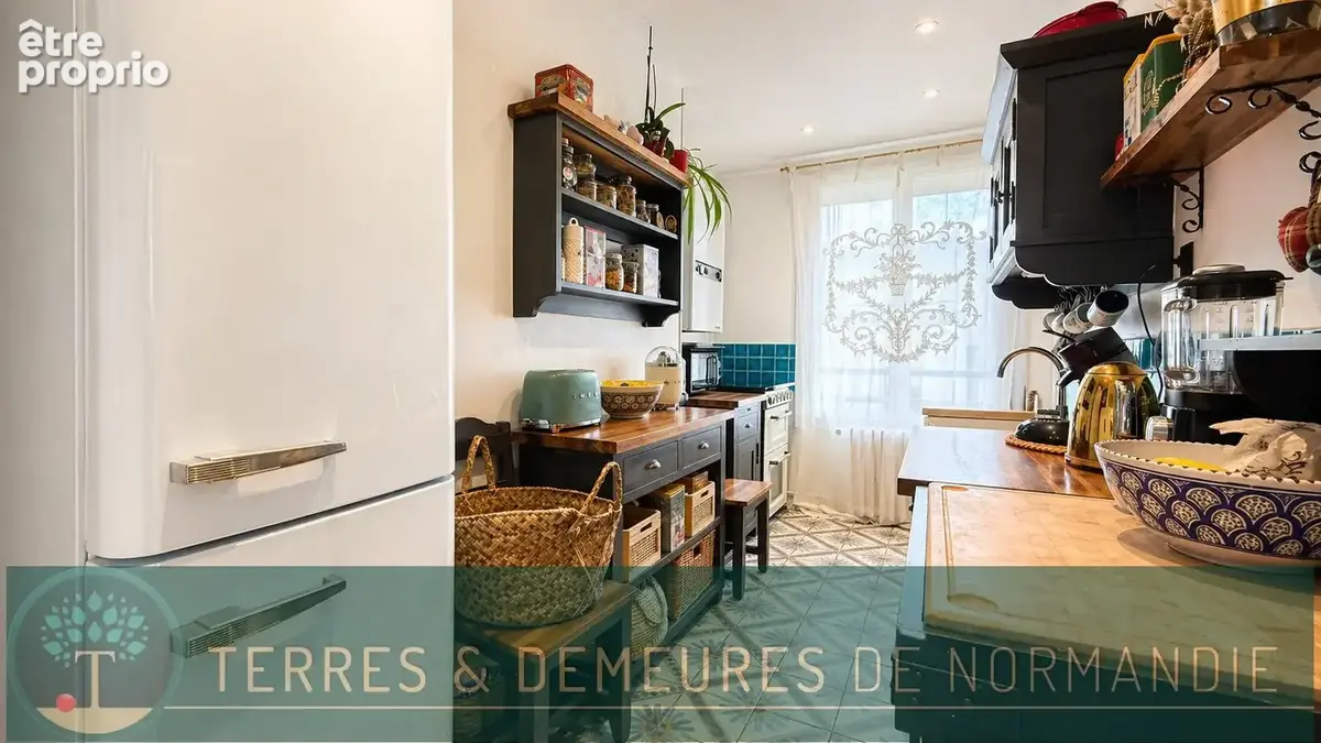 A vendre Dieppe Vue Mer  Appartement 57 m² Vue Mer, Entièrement Rénové avec Cave - photo 6